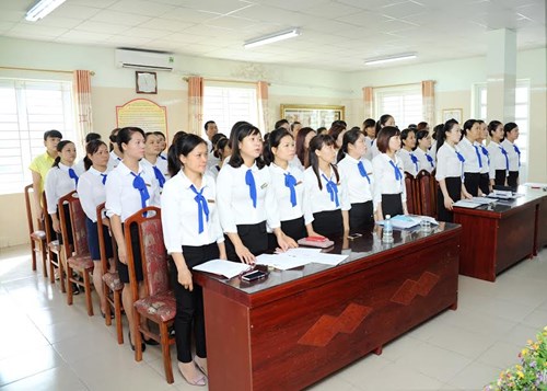 Ngày 21 tháng 10 năm 2016, trường mầm non Thượng Thanh tổ chức hội nghị cán bộ viên chức năm học 2016- 2017.
​